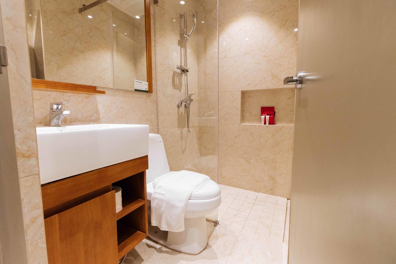 Reddoorz Premium @ South Triangle Quezon City Zewnętrze zdjęcie