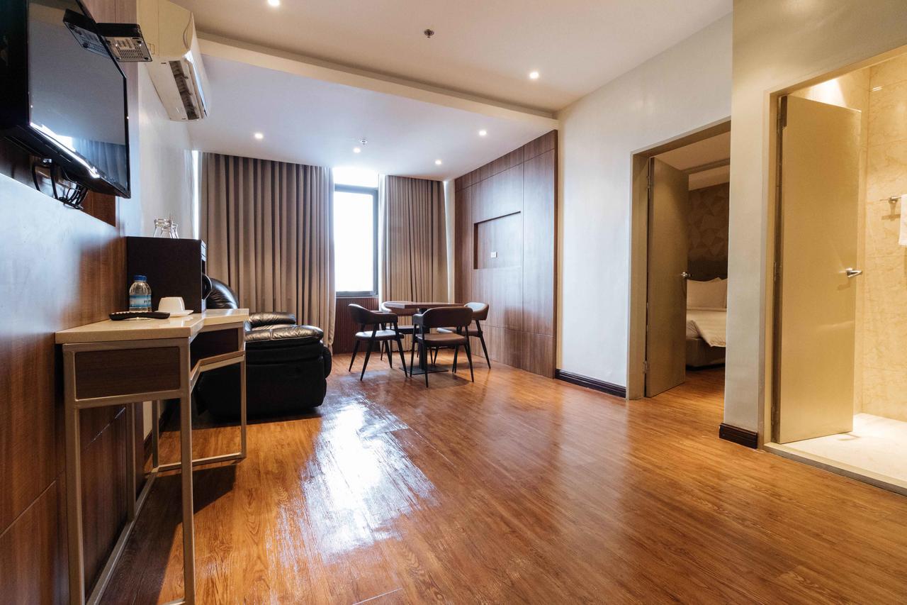 Reddoorz Premium @ South Triangle Quezon City Zewnętrze zdjęcie
