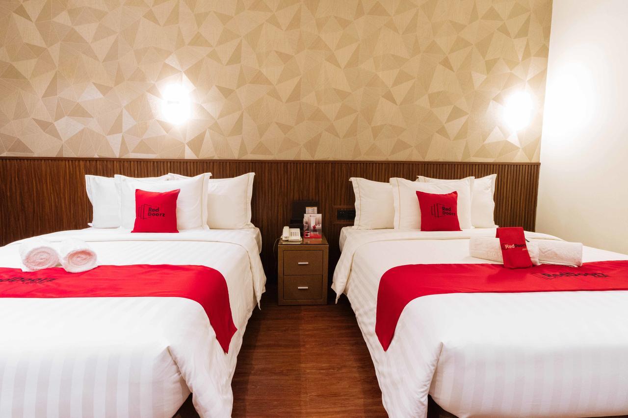 Reddoorz Premium @ South Triangle Quezon City Zewnętrze zdjęcie