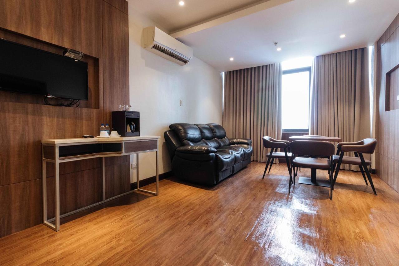 Reddoorz Premium @ South Triangle Quezon City Zewnętrze zdjęcie