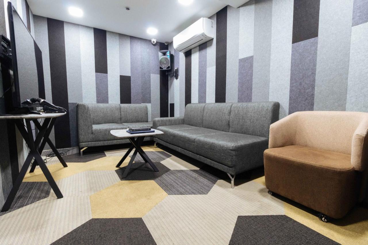 Reddoorz Premium @ South Triangle Quezon City Zewnętrze zdjęcie