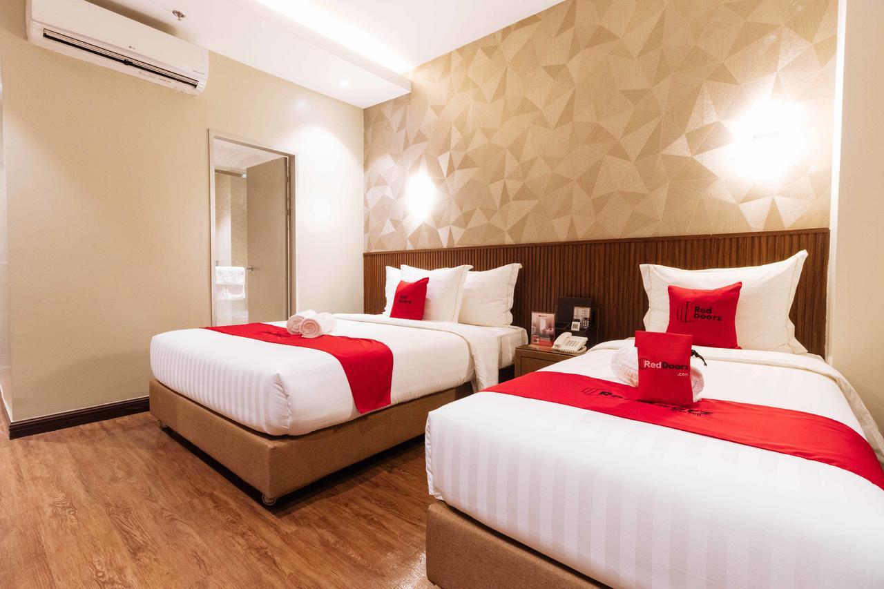 Reddoorz Premium @ South Triangle Quezon City Zewnętrze zdjęcie