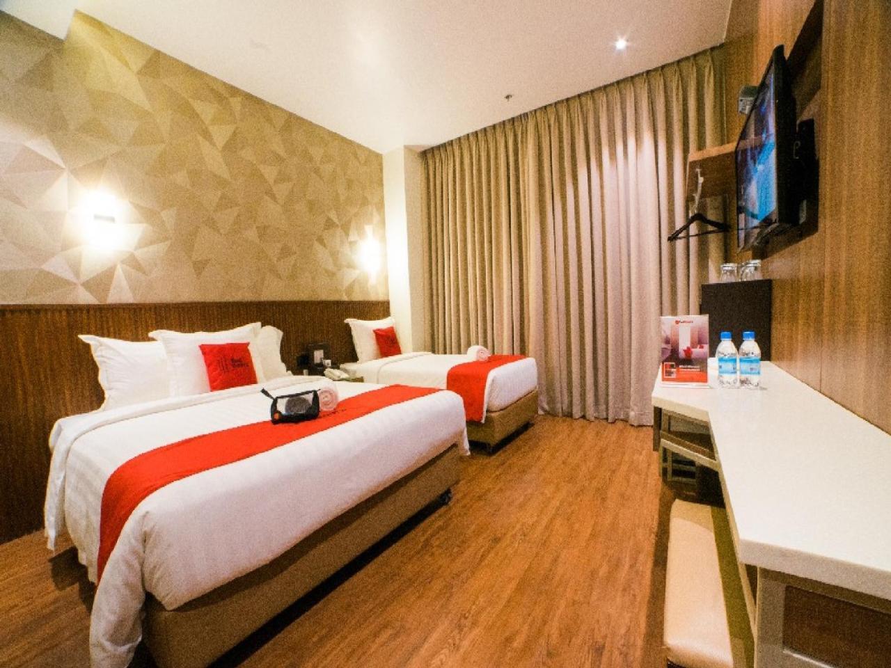 Reddoorz Premium @ South Triangle Quezon City Zewnętrze zdjęcie