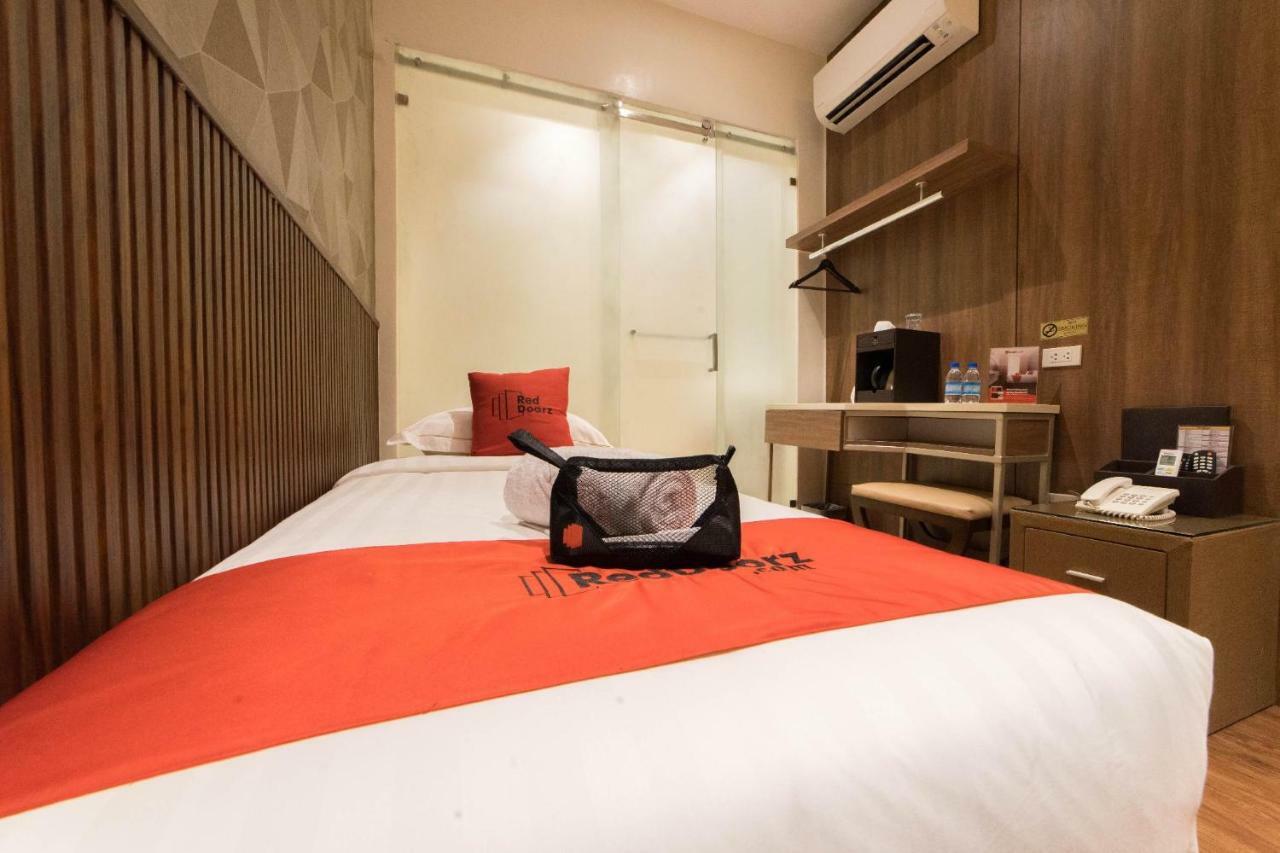 Reddoorz Premium @ South Triangle Quezon City Zewnętrze zdjęcie