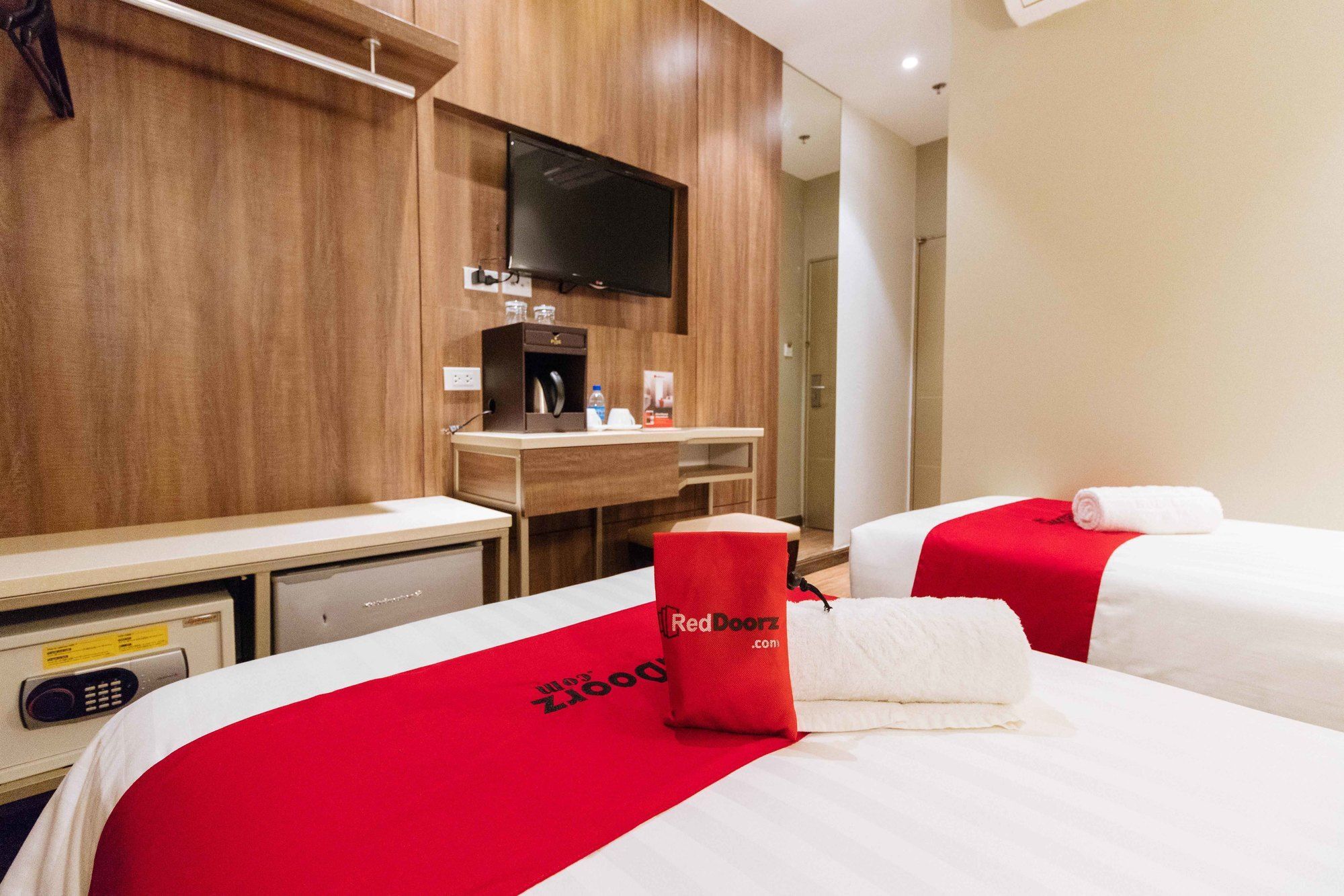 Reddoorz Premium @ South Triangle Quezon City Zewnętrze zdjęcie