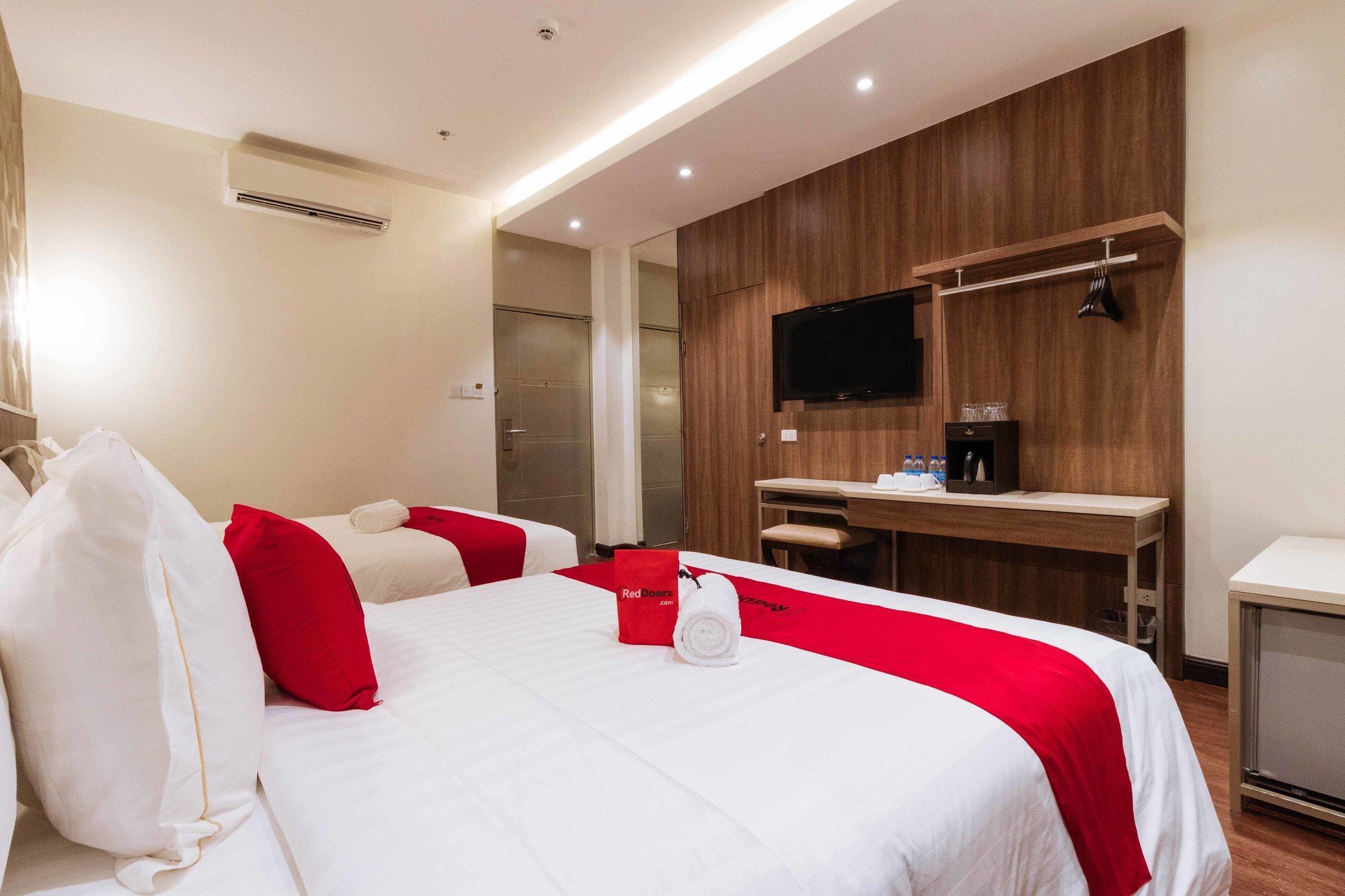 Reddoorz Premium @ South Triangle Quezon City Zewnętrze zdjęcie