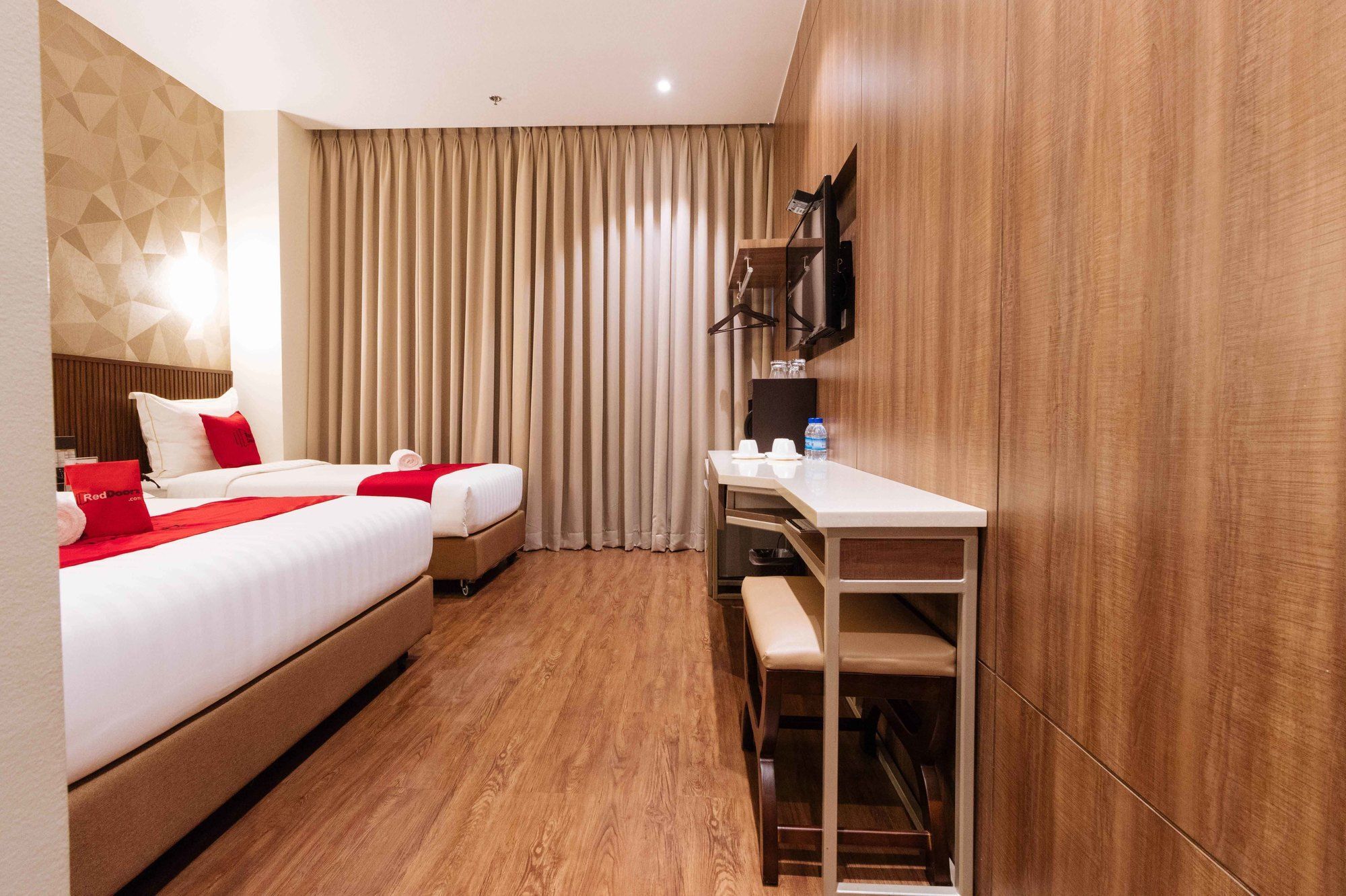 Reddoorz Premium @ South Triangle Quezon City Zewnętrze zdjęcie